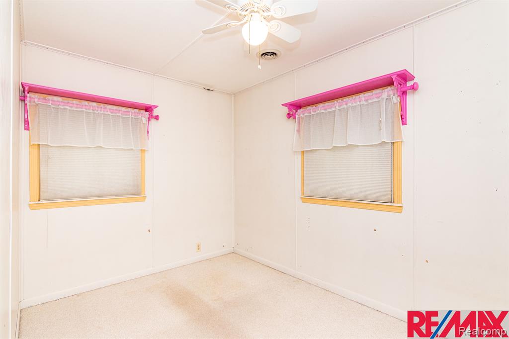 4351 SEEDEN Street, Waterford, MI 48329 — Photo 28