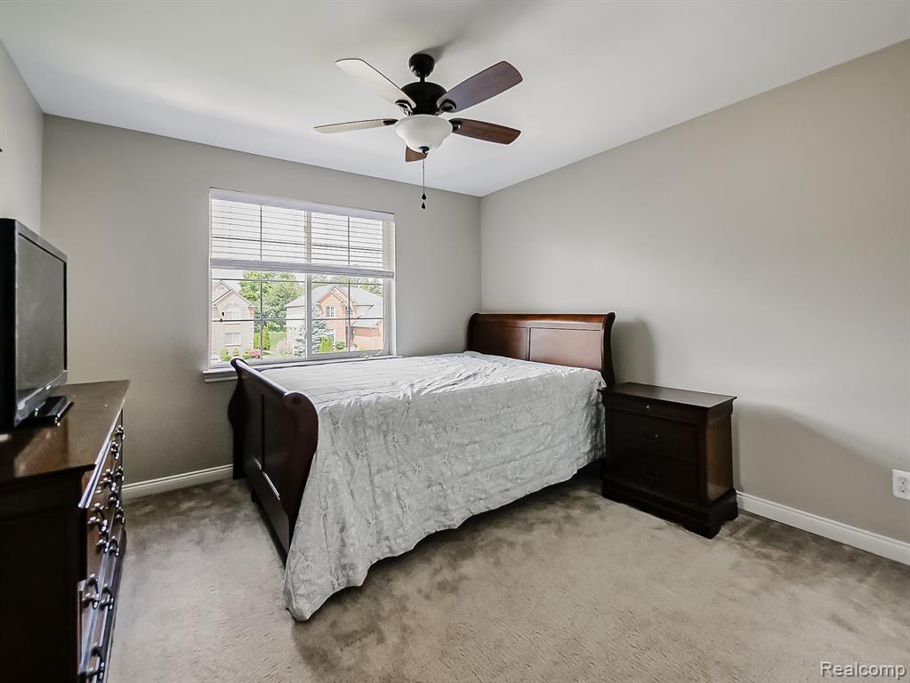 6960 Norway Drive, Troy, MI 48085 — Photo 27