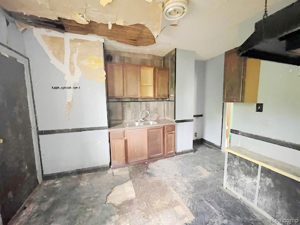 5535 Balfour Road, Detroit, MI 48224 — Photo 15