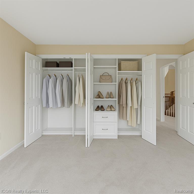 5215 DEER RUN Circle, Orchard Lake Village, MI 48323 — Photo 20