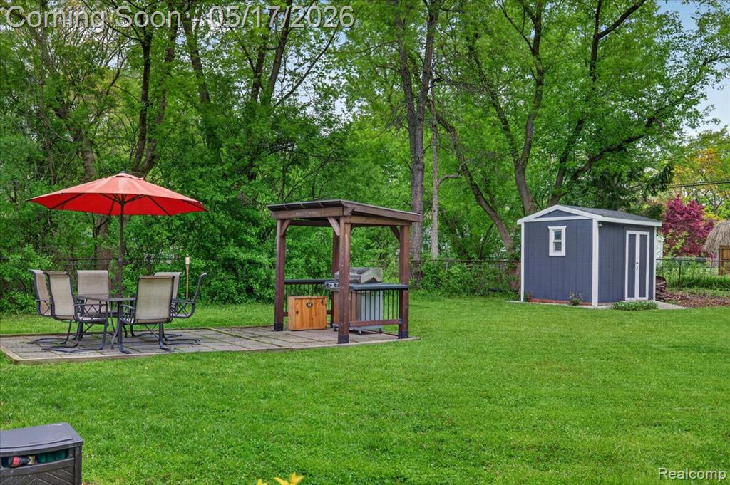 7044 Felix Drive, Clarkston, MI — Photo 33