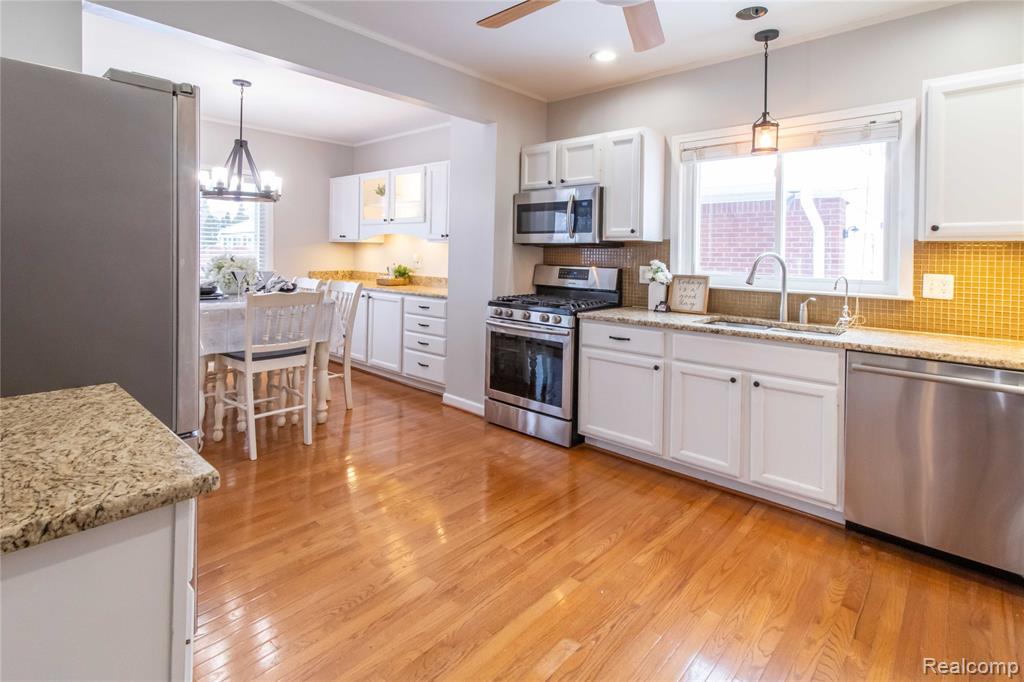 41870 Winter Court, Canton, MI 48187 — Photo 12