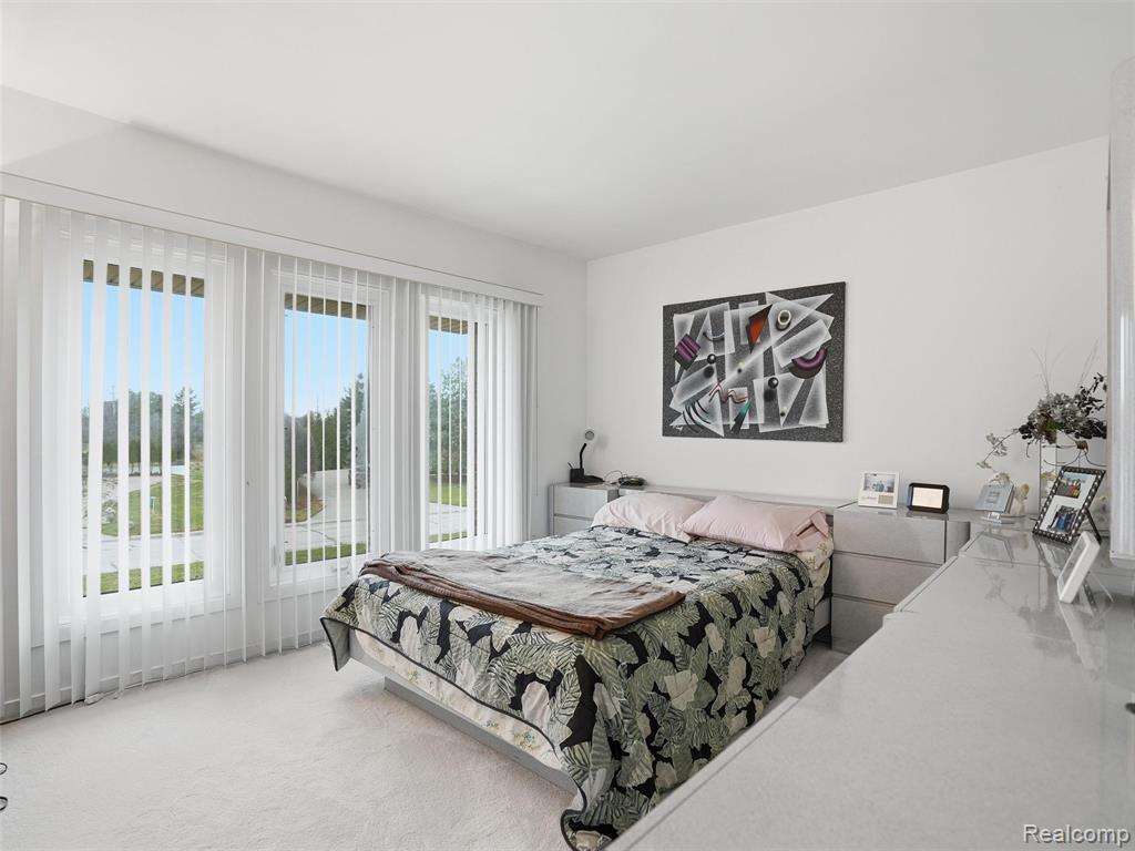 3827 Manchester Court, Bloomfield Hills, MI 48302 — Photo 29