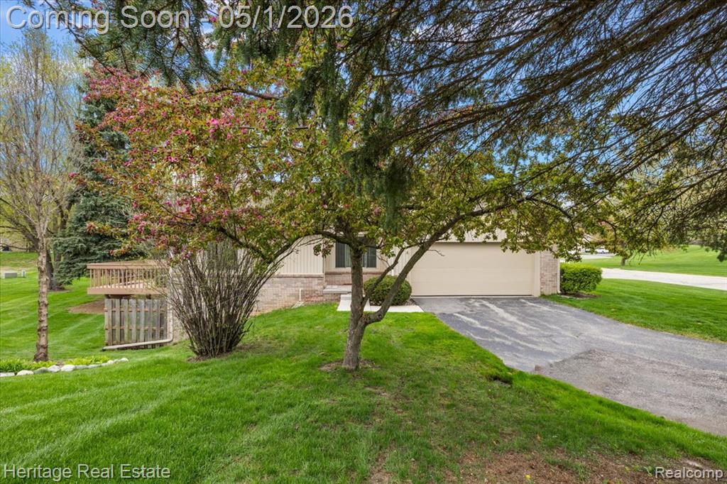 1932 Valley Lane, Lake Orion, MI — Photo 27