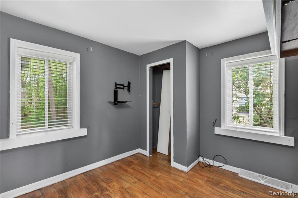 2086 Miles Road, Lapeer, MI 48446 — Photo 29