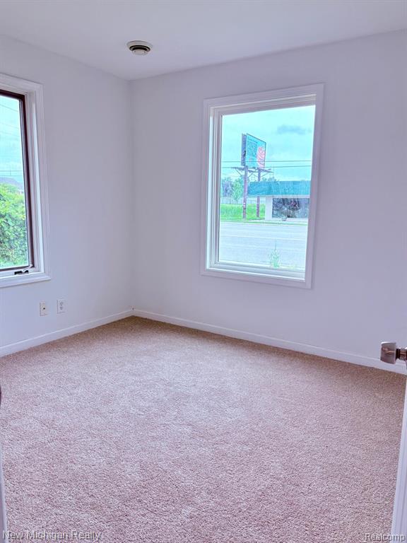 4469 S Saginaw Street, Burton, MI 48529 — Photo 10