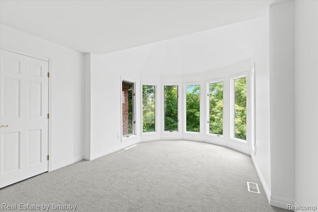 4096 Oak Tree Circle, Rochester, MI 48306 — Photo 37