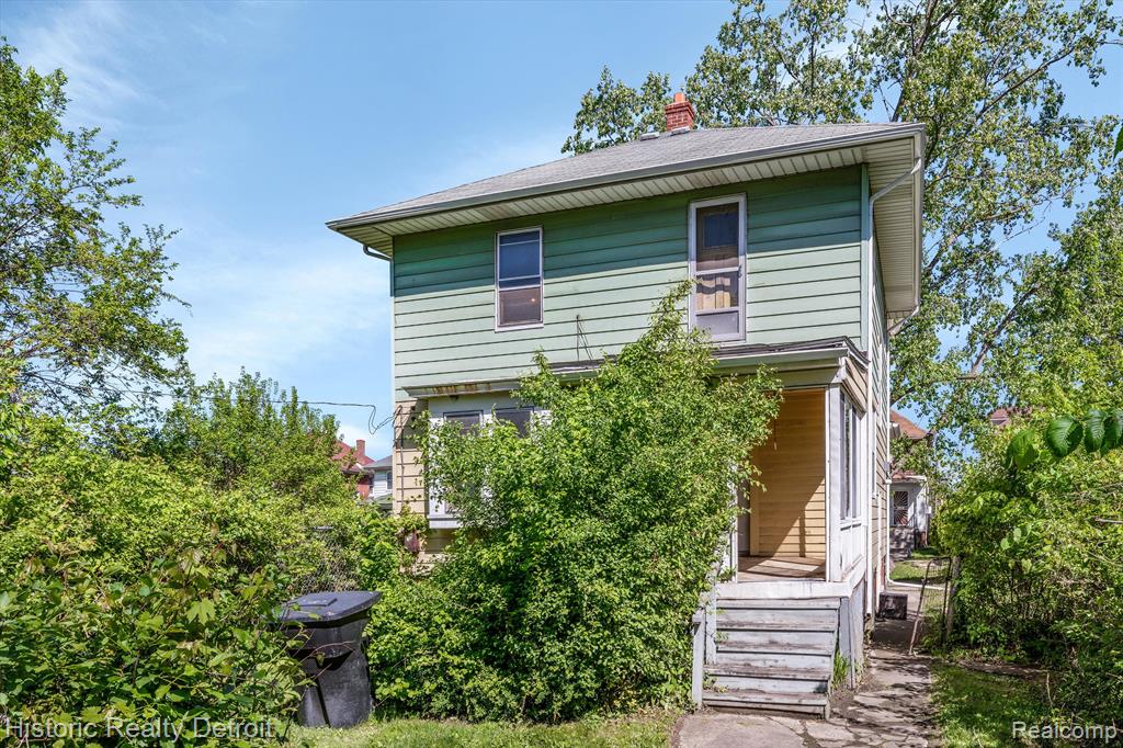923 CALVERT Street, Detroit, MI 48202 — Photo 24