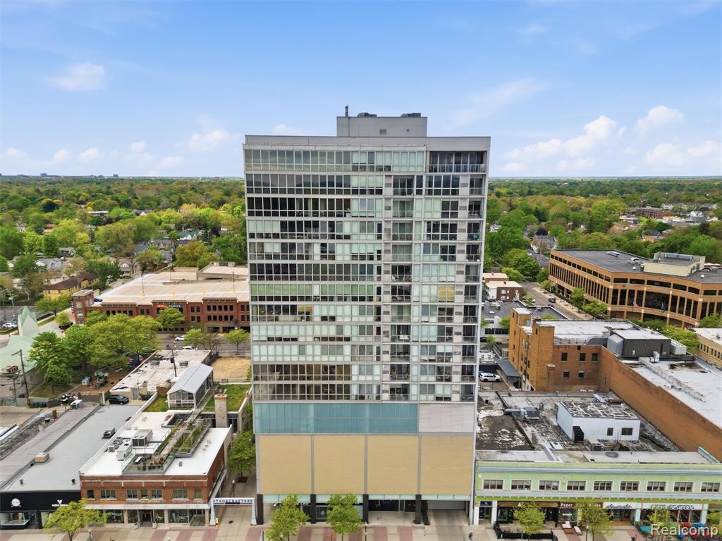 432 S Washington Avenue, 905, Royal Oak, MI 48067 — Photo 2