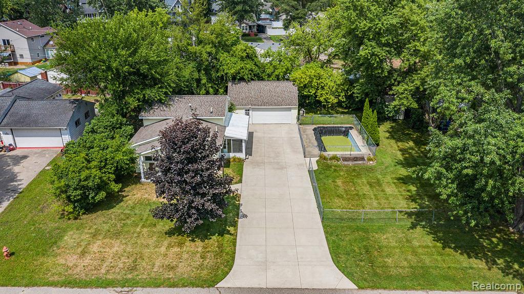 5524 Aylesbury Drive, Waterford, MI 48327 — Photo 27