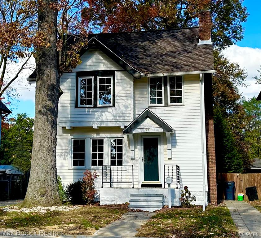 531 Gardenia Avenue, Royal Oak, MI 48067 — Photo 2