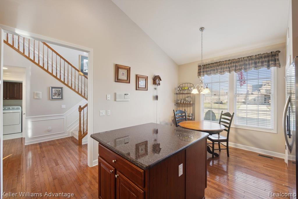 49199 RAINBOW Lane S, Northville, MI 48168 — Photo 5