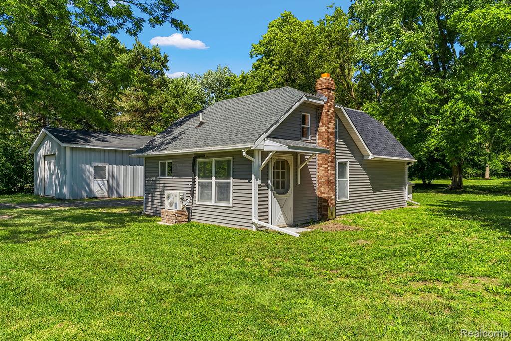 6256 Turner Road, Flushing, MI 48433 — Photo 5
