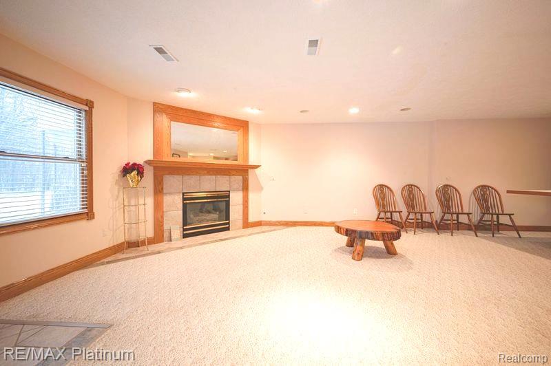 7567 Radcliffe, 55, Brighton, MI 48114 — Photo 28