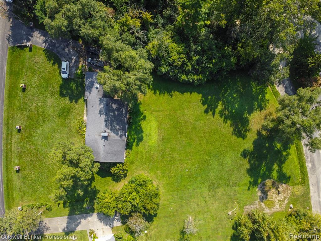 3260 Chickering Lane, Bloomfield Hills, MI 48302 — Photo 9