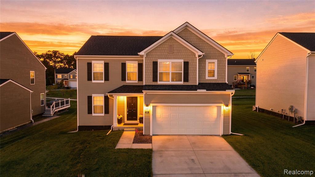 249 Saddleback Court, White Lake, MI