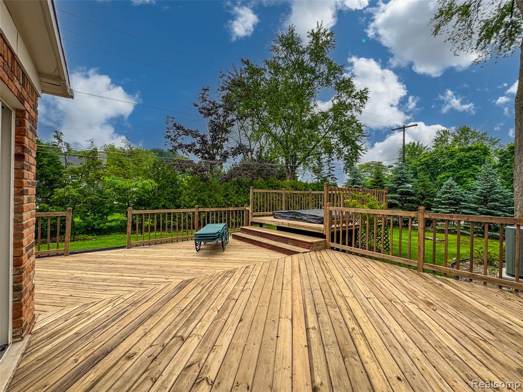 100 Overhill Road, Bloomfield Hills, MI 48301 — Photo 35