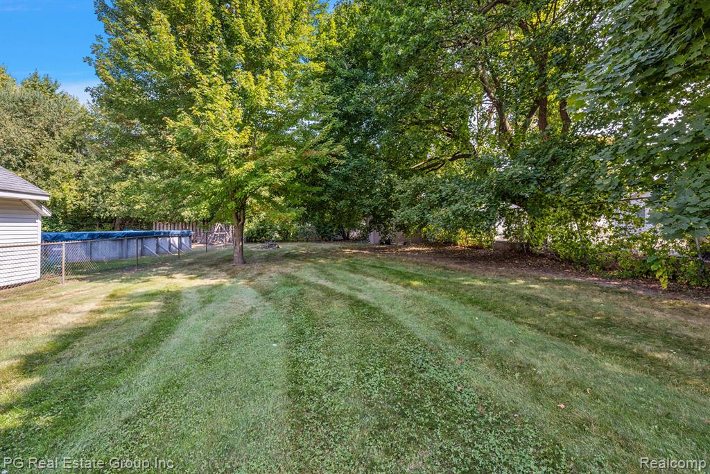 14 PLEASANT Street, Oxford, MI 48371 — Photo 49