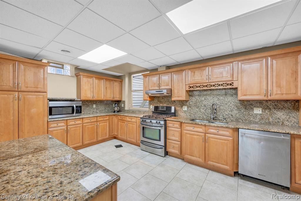 6248 Whitefield Street, Dearborn Heights, MI 48127 — Photo 35