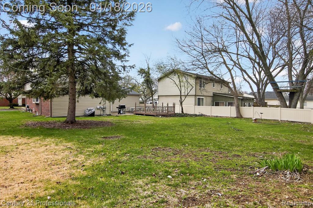 9343 Caprice Drive, Plymouth, MI 48170 — Photo 41