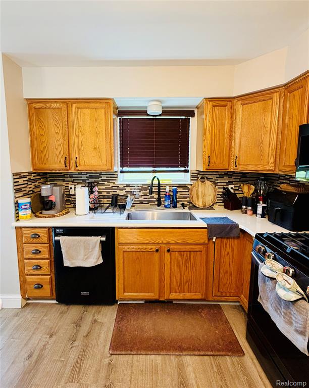 46758 Creeks Bend, Canton, MI 48188 — Photo 8