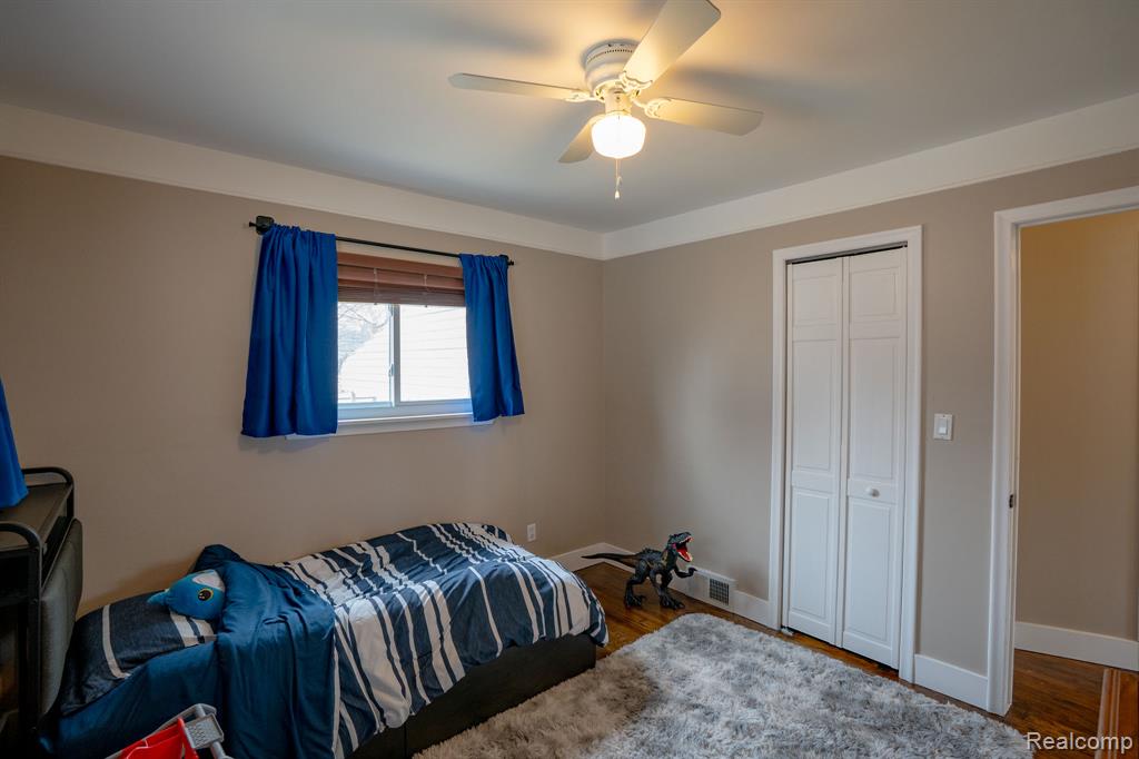 23360 Crossley Avenue, Hazel Park, MI 48030 — Photo 10