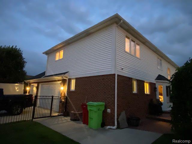 48701 LAFAYETTE Drive, Macomb, MI 48044 — Photo 13