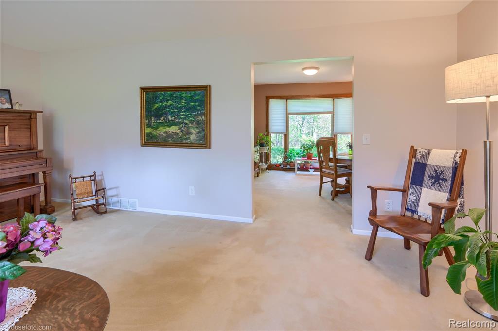 2676 Porcupine Trail, Lapeer, MI 48446 — Photo 24