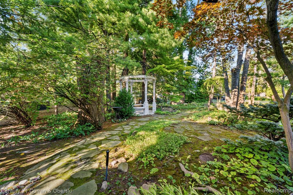 9 West Lane, Dearborn, MI 48124 — Photo 60