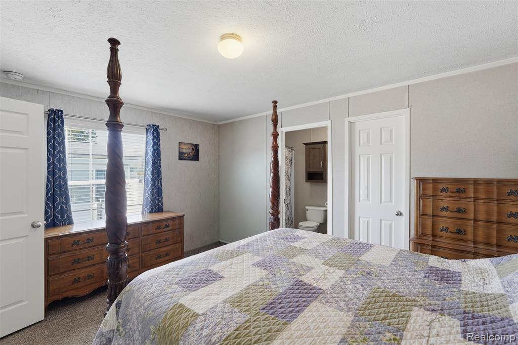 92 Normandy Drive, Howell, MI 48843 — Photo 12