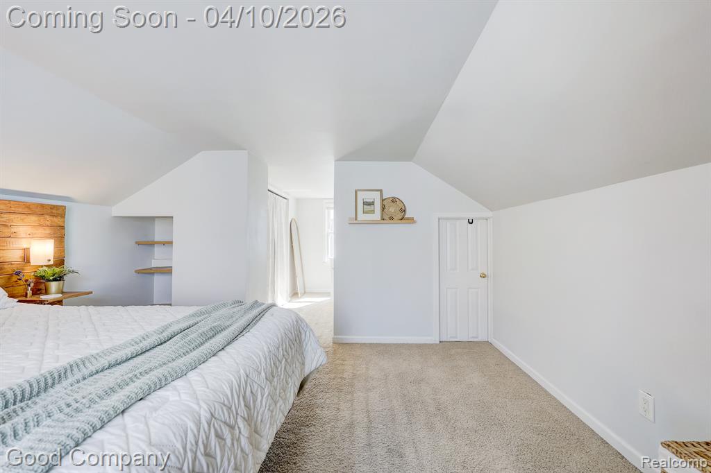 915 N Dorchester Avenue, Royal Oak, MI 48067 — Photo 35