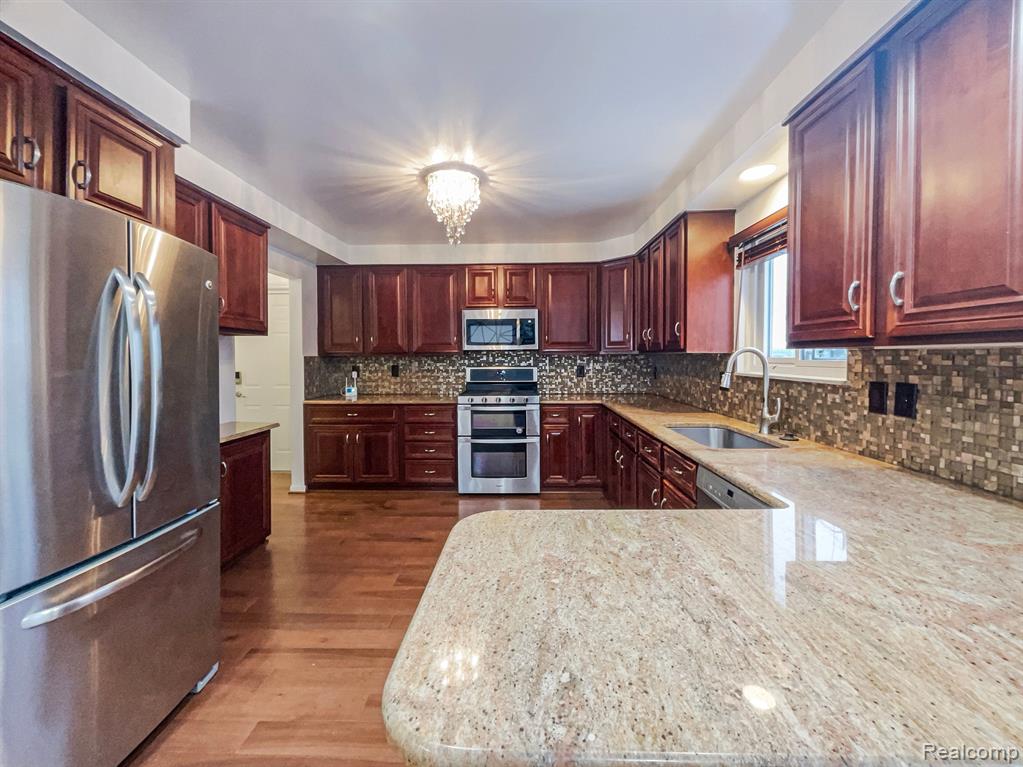 399 KENDRY, Bloomfield Hills, MI 48302 — Photo 6