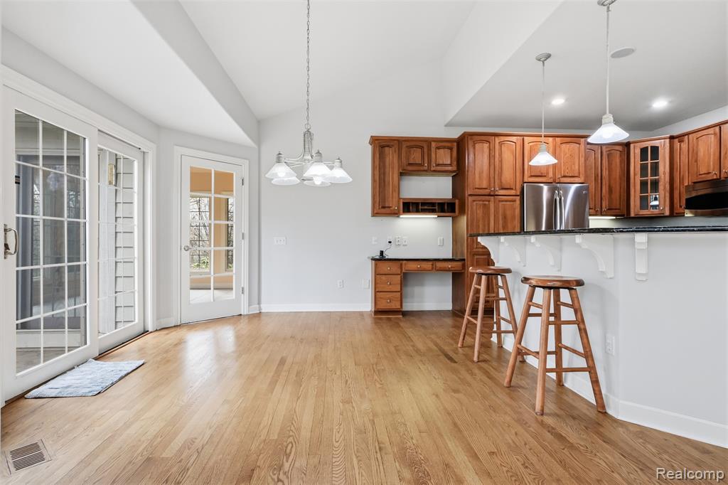 6228 Windemere Point, Brighton, MI 48116 — Photo 14