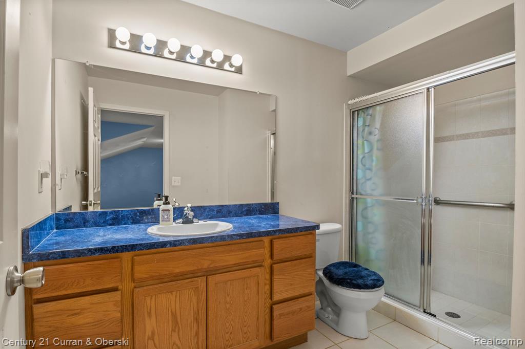 4027 Forest Bridge Drive, Canton, MI 48188 — Photo 16