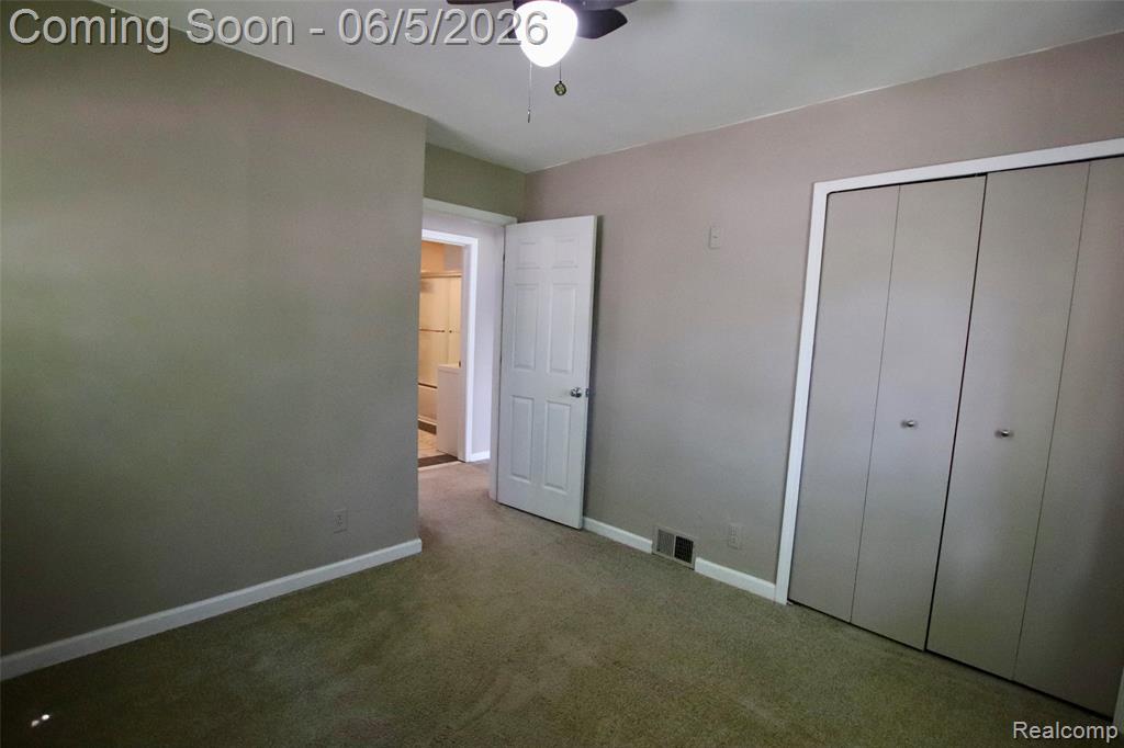 7044 Desmond Road, Waterford, MI 48329 — Photo 22