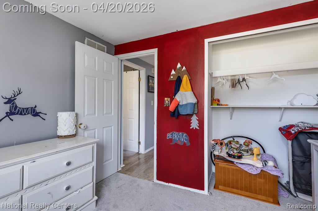 2057 W FRANKLIN Drive, Canton, MI 48187 — Photo 15