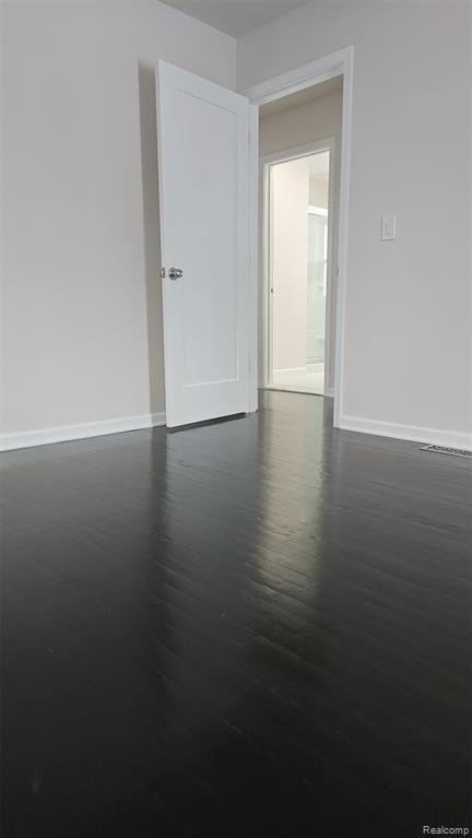 590 E Madison Avenue, Pontiac, MI 48340 — Photo 13