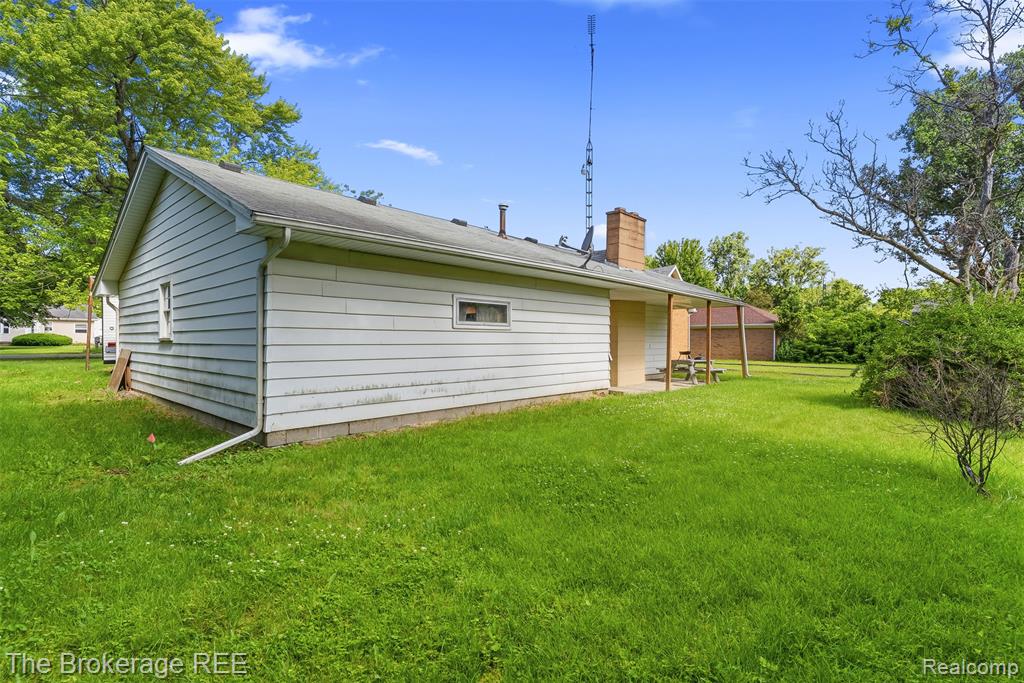 3290 Drexel Avenue, Flint, MI 48506 — Photo 7