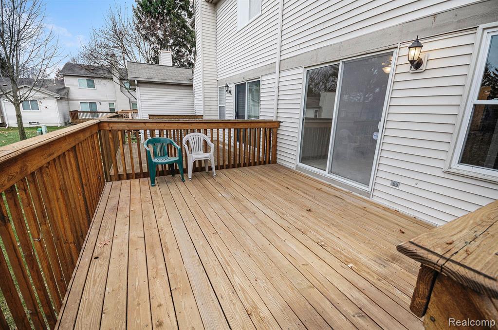 6530 DEERHURST Drive, Westland, MI — Photo 24