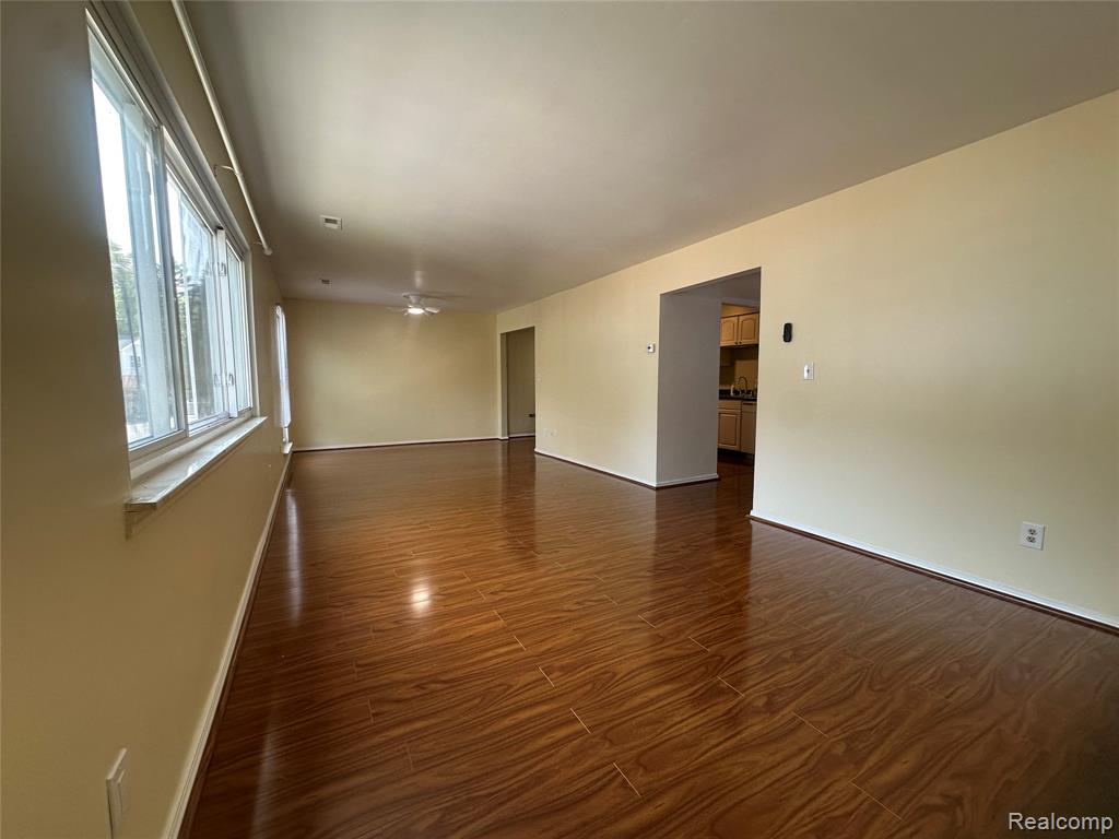 509 E University Drive, Rochester, MI 48307 — Photo 3