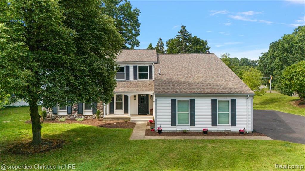 4069 Harbor Vista Drive, Orchard Lake Village, MI 48323 — Photo 2