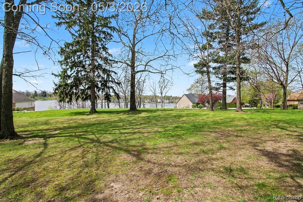 1071 Gasser Court, Howell, MI 48843 — Photo 40
