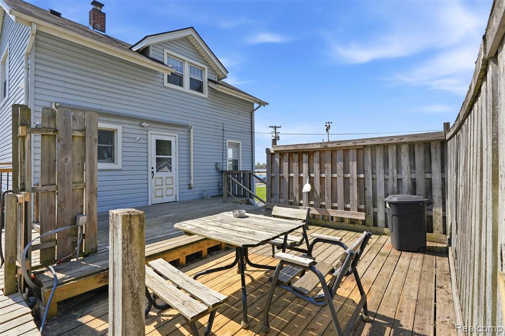 635 Lounsbury Avenue, Pontiac, MI 48340 — Photo 25