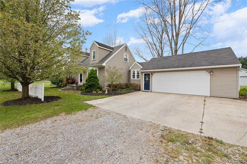 2209 Berville Road, Allenton, MI 48002 — Photo 3