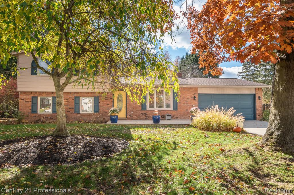 9117 Sussex Street, White Lake, MI — front exterior