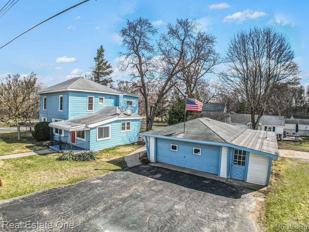 54 DIVISION Street, Oxford, MI 48371 — Photo 22
