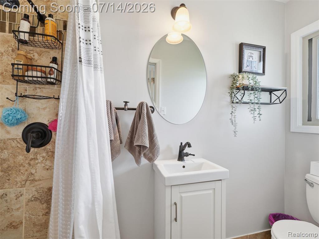 39582 Burton Drive, Novi, MI — Photo 18