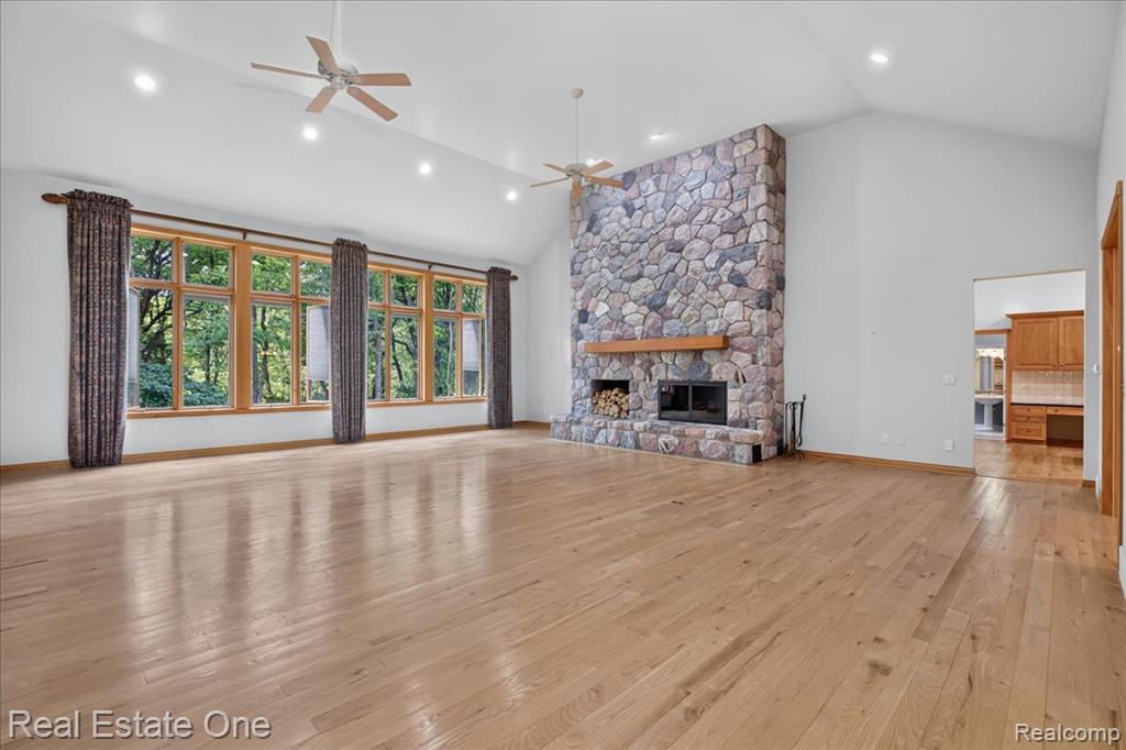 425 Courtney Road, Leonard, MI 48367 — Photo 8