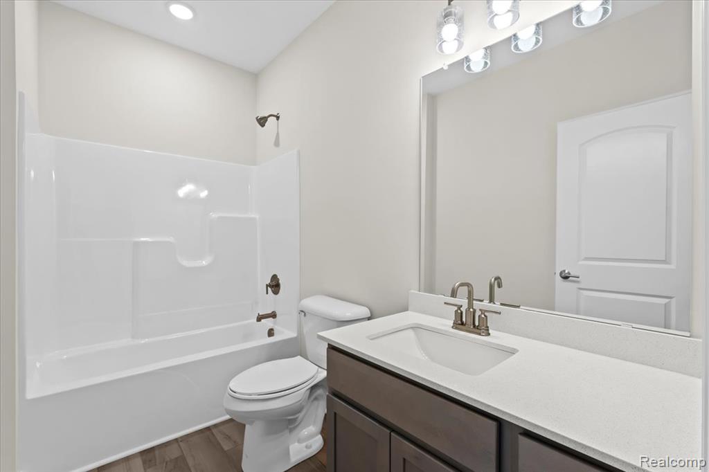 565 Jubilee Drive, Whitmore Lake, MI 48189 — Photo 14
