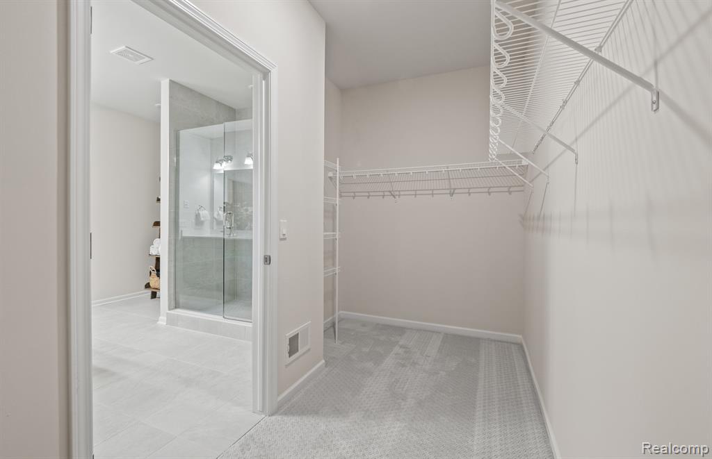 55733 Oak Pointe Drive, Shelby Twp, MI 48315 — Photo 11